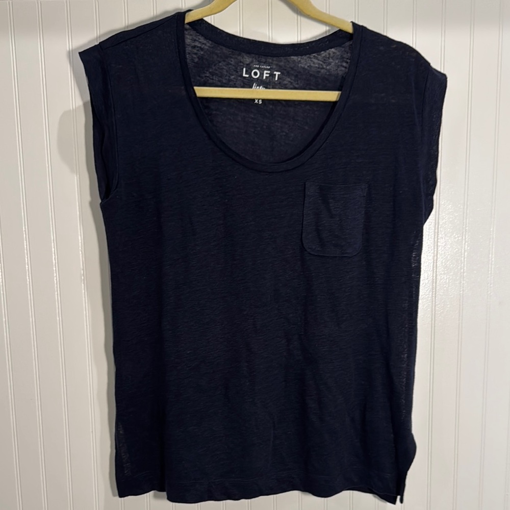 LOFT Women's Linen Navy Top